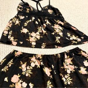 VS Black Pink Roses Floral Print Heavenly Supersoft Modal Lace Cami Short Set